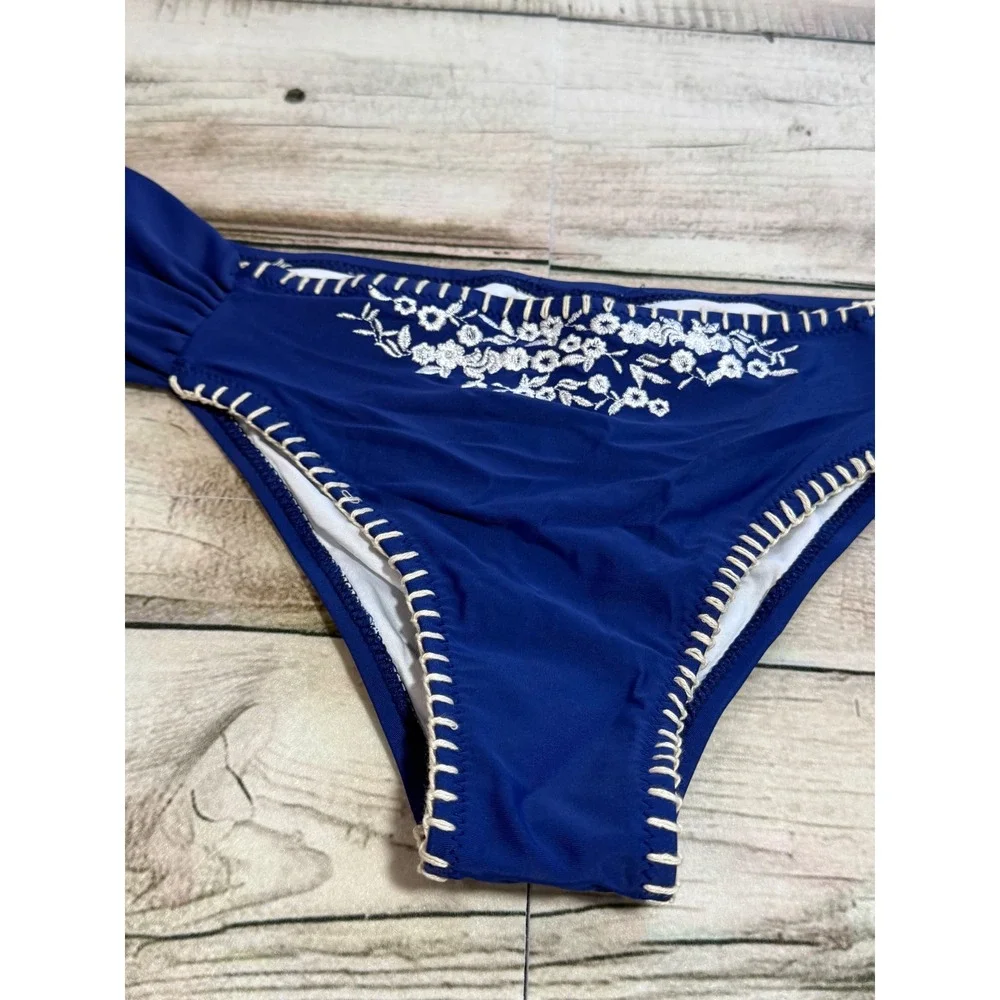 Cupshe‎ Blue Floral Tankini Set Elegant Embroidered Swimwear Chic Beach Look L